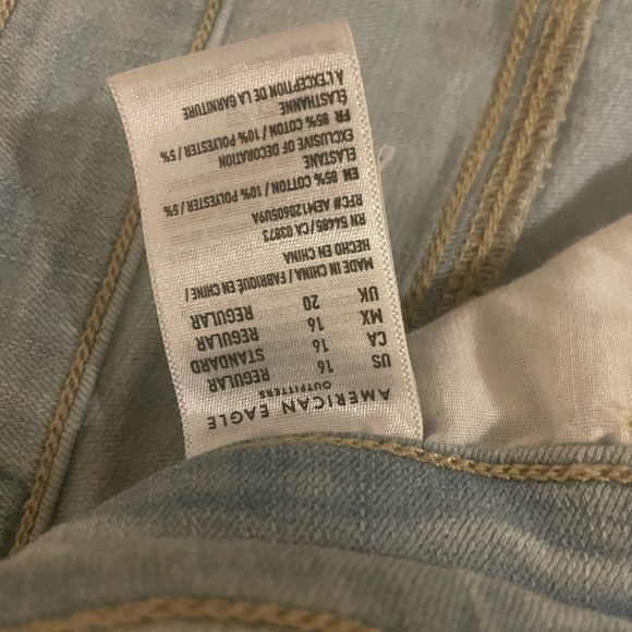 light blue ripped jeans american eagle - Picture 2 of 2